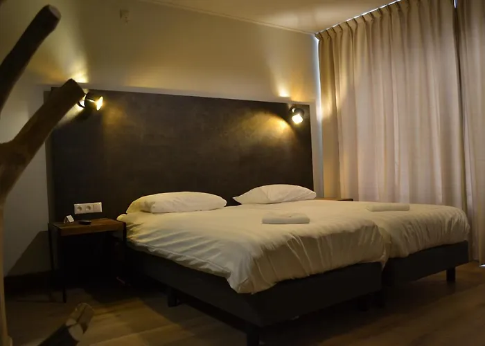 Hotel & Eetk\'Fee De Vlik